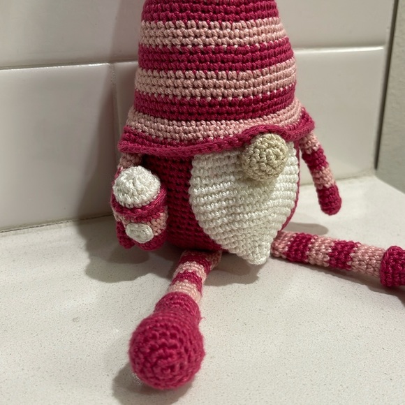Handcrafted Pink Valentine Valentines Barbie Coffee Gnome Decor Amigurui Crochet - Picture 4 of 11